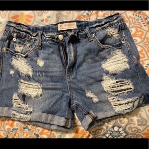 VICI distressed shorts